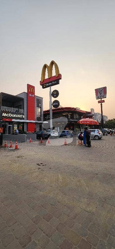 8 Marla commercial full building and 1st 2nd 3rd floor available for rent in downtown lake city lahore