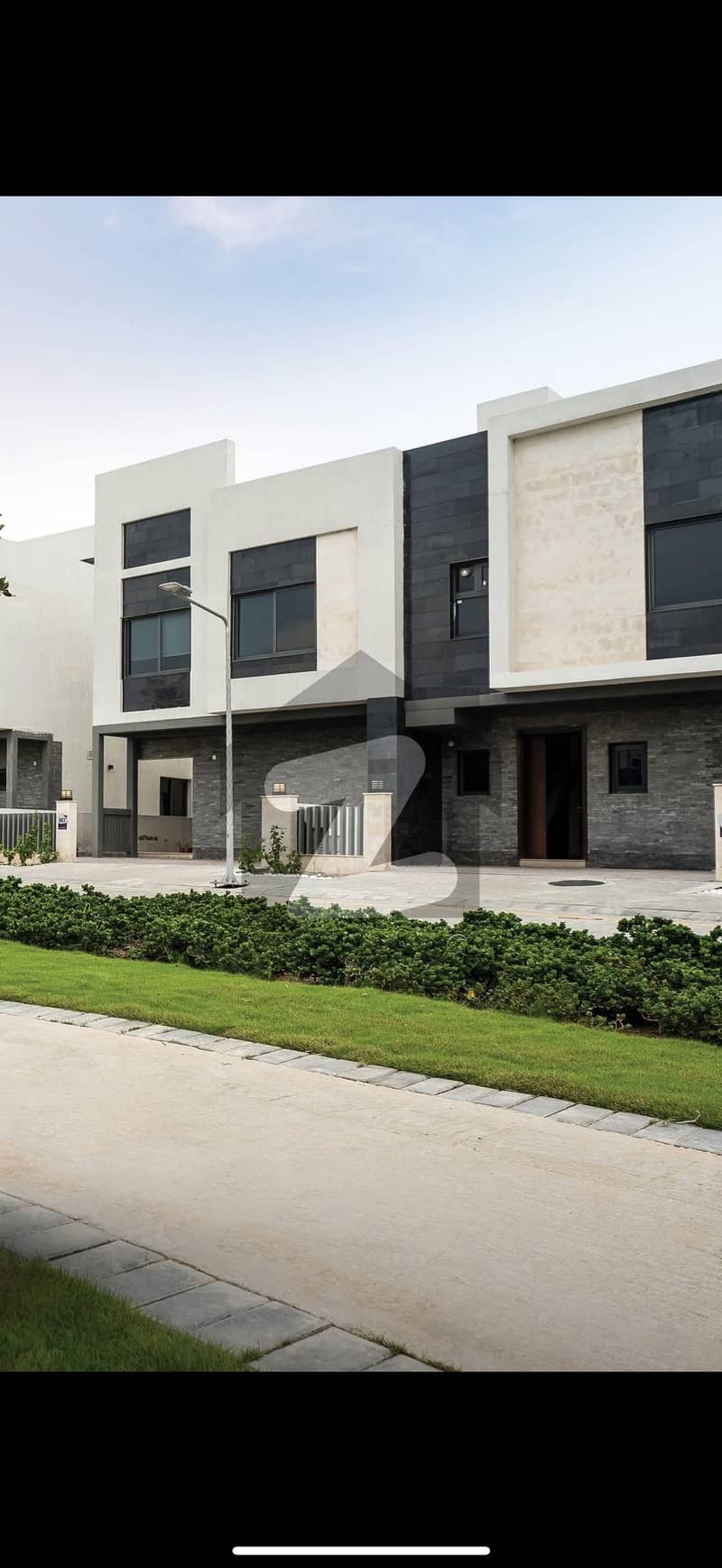 10 Marla Semi Furnished House