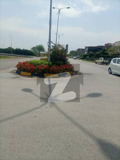 F-11, 30x70 Back and Front Open Plot, Prime Location Reasonable Price F-11, 30x70 Back and Front Open Plot, Prime Location Reasonable Price