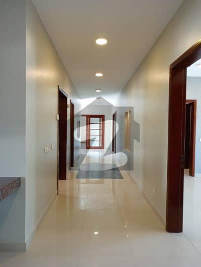 1000 Yards Slightly Used Upper Portion For Rent 1000 Yards Slightly Used Upper Portion For Rent