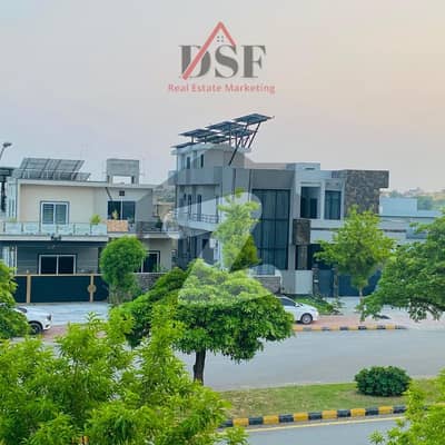 گلبرگ ریزیڈنشیا - بلاک اے گلبرگ ریزیڈنشیا,گلبرگ,اسلام آباد میں 7 مرلہ رہائشی پلاٹ 1.35 کروڑ میں برائے فروخت۔ گلبرگ ریزیڈنشیا - بلاک اے گلبرگ ریزیڈنشیا,گلبرگ,اسلام آباد میں 7 مرلہ رہائشی پلاٹ 1.35 کروڑ میں برائے فروخت۔