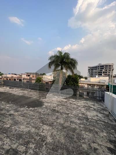 آئی ۔ 8/3 آئی ۔ 8,اسلام آباد میں 9 کمروں کا 1 کنال مکان 25.0 کروڑ میں برائے فروخت۔