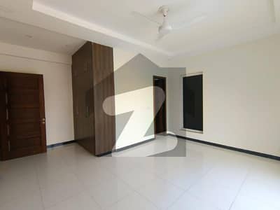 In I-8 14 Marla Upper Portion For rent