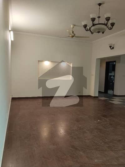 3 Bed Room House Available For Rent in Askari 11 Lahore