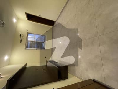 4 BED DRAWING 1ST FLOOR FOR RENT