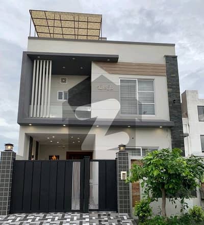 A Prime Location 5 Marla House In Gujranwala Is On The Market For sale A Prime Location 5 Marla House In Gujranwala Is On The Market For sale