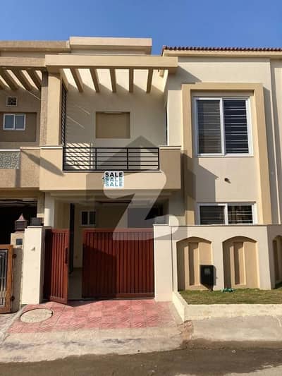 بحریہ ٹاؤن فیز 8 ۔ سفاری ویلی بحریہ ٹاؤن فیز 8,بحریہ ٹاؤن راولپنڈی,راولپنڈی میں 3 کمروں کا 5 مرلہ مکان 2.12 کروڑ میں برائے فروخت۔