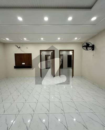 02 BEDROOM OFFICE SPACE LUXURY UNFURNISHED APARTMENT AVAILABLE FOR RENT AT GULBERG GREEN ISLAMABAD