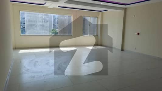 ڈی ایچ اے فیز 6 ڈیفنس (ڈی ایچ اے),لاہور میں 1 کمرے کا 8 مرلہ دفتر 1.6 لاکھ میں کرایہ پر دستیاب ہے۔