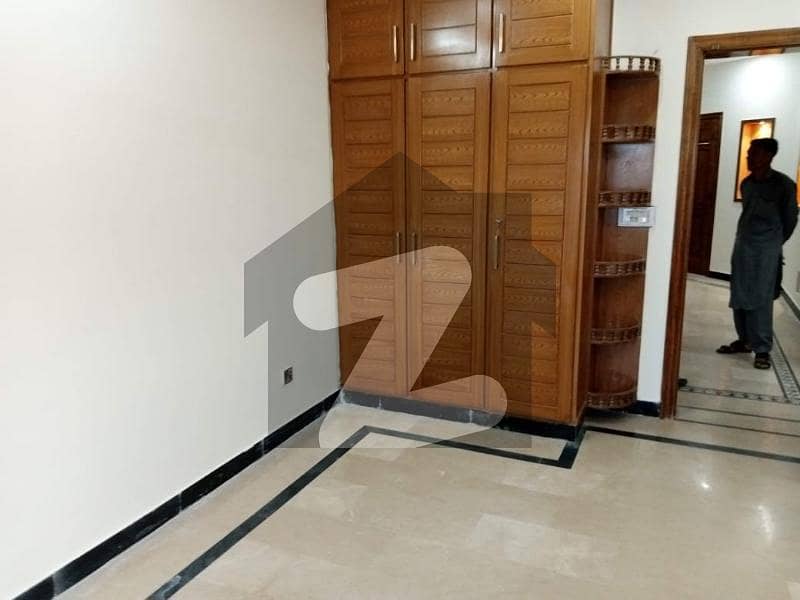 D12 35x70 ground portion for rent