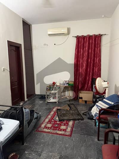 DHA Phase 5, Furnished Bed Room For Rent. DHA Phase 5, Furnished Bed Room For Rent.