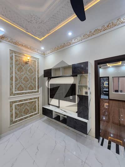 ملٹری اکاؤنٹس ہاؤسنگ سوسائٹی لاہور میں 3 کمروں کا 4 مرلہ مکان 85.0 ہزار میں کرایہ پر دستیاب ہے۔