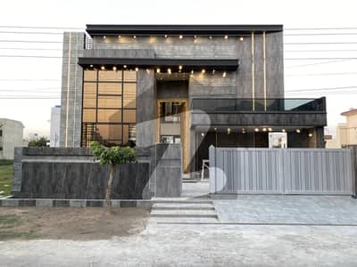 1 Kanal Brand New Ultra Modern Design House For Sale In Iep Town Near Valencia Town 1 Kanal Brand New Ultra Modern Design House For Sale In Iep Town Near Valencia Town