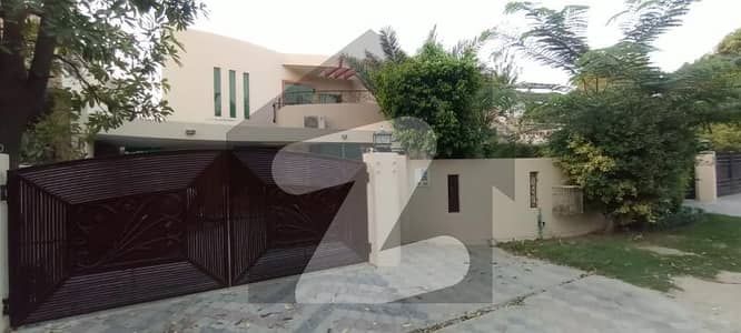 ڈی ایچ اے فیز 2 ڈیفنس (ڈی ایچ اے),لاہور میں 5 کمروں کا 1 کنال مکان 2.5 لاکھ میں کرایہ پر دستیاب ہے۔ ڈی ایچ اے فیز 2 ڈیفنس (ڈی ایچ اے),لاہور میں 5 کمروں کا 1 کنال مکان 2.5 لاکھ میں کرایہ پر دستیاب ہے۔