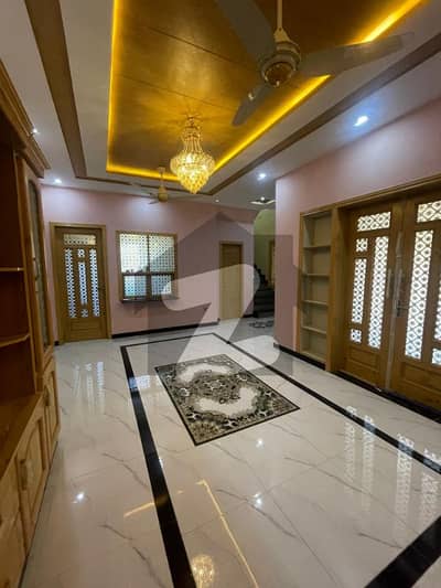 بحریہ انکلیو - سیکٹر سی 2 بحریہ انکلیو,بحریہ ٹاؤن,اسلام آباد میں 5 کمروں کا 10 مرلہ مکان 1.7 لاکھ میں کرایہ پر دستیاب ہے۔ بحریہ انکلیو - سیکٹر سی 2 بحریہ انکلیو,بحریہ ٹاؤن,اسلام آباد میں 5 کمروں کا 10 مرلہ مکان 1.7 لاکھ میں کرایہ پر دستیاب ہے۔