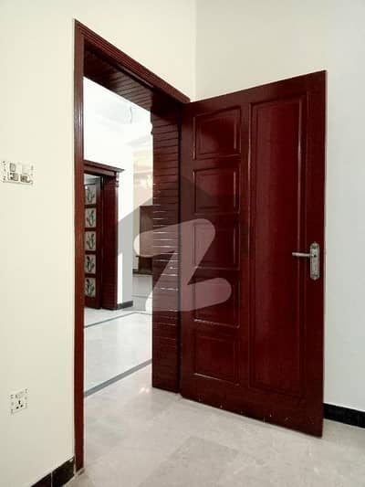 Two Bed Flat For Sale in BAHRIA TOWN