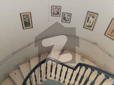 500 YARDS UPPER PORTION FOR RENT