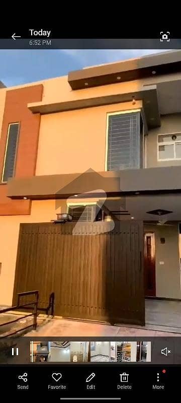 ایم پی سی ایچ ایس ۔ ملٹی گارڈنز بی ۔ 17,اسلام آباد میں 3 کمروں کا 5 مرلہ مکان 85.0 ہزار میں کرایہ پر دستیاب ہے۔ ایم پی سی ایچ ایس ۔ ملٹی گارڈنز بی ۔ 17,اسلام آباد میں 3 کمروں کا 5 مرلہ مکان 85.0 ہزار میں کرایہ پر دستیاب ہے۔