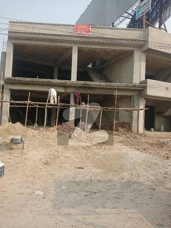 Commercial Plaza For Banks And Brands