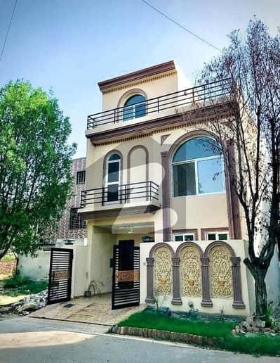 نیو لاهور سٹی لاہور میں 3 کمروں کا 3 مرلہ مکان 60.0 لاکھ میں برائے فروخت۔ نیو لاهور سٹی لاہور میں 3 کمروں کا 3 مرلہ مکان 60.0 لاکھ میں برائے فروخت۔