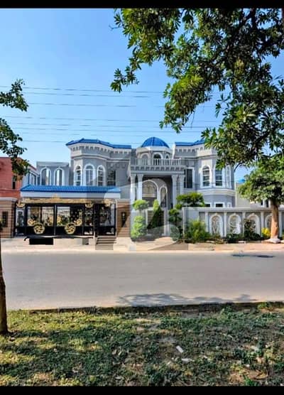 ویلینشیاء ہاؤسنگ سوسائٹی لاہور میں 6 کمروں کا 2 کنال مکان 15.9 کروڑ میں برائے فروخت۔ ویلینشیاء ہاؤسنگ سوسائٹی لاہور میں 6 کمروں کا 2 کنال مکان 15.9 کروڑ میں برائے فروخت۔