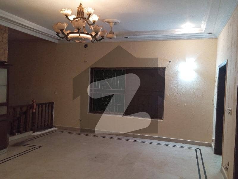 جوہر ٹاؤن لاہور میں 2 کمروں کا 12 مرلہ بالائی پورشن 70.0 ہزار میں کرایہ پر دستیاب ہے۔ جوہر ٹاؤن لاہور میں 2 کمروں کا 12 مرلہ بالائی پورشن 70.0 ہزار میں کرایہ پر دستیاب ہے۔