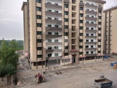 عسکری 11 عسکری,لاہور میں 4 کمروں کا 12 مرلہ فلیٹ 4.5 کروڑ میں برائے فروخت۔