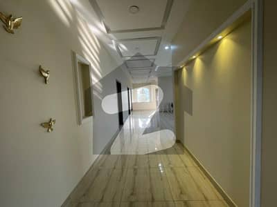 بحریہ ٹاؤن فیز 8 بحریہ ٹاؤن راولپنڈی,راولپنڈی میں 3 کمروں کا 1 کنال بالائی پورشن 1.35 لاکھ میں کرایہ پر دستیاب ہے۔ بحریہ ٹاؤن فیز 8 بحریہ ٹاؤن راولپنڈی,راولپنڈی میں 3 کمروں کا 1 کنال بالائی پورشن 1.35 لاکھ میں کرایہ پر دستیاب ہے۔