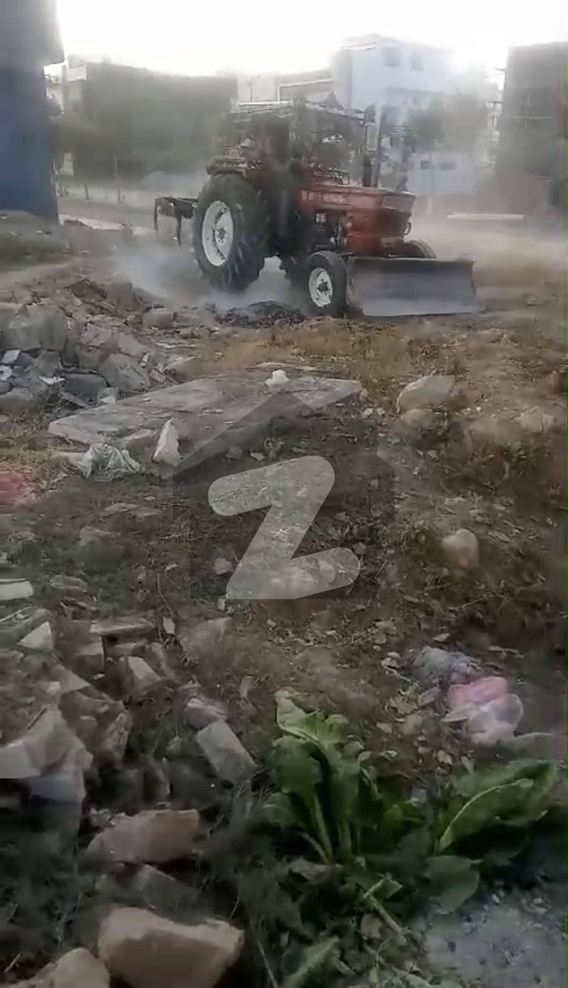 ٹاپ سٹی 1 اسلام آباد میں 5 مرلہ کمرشل پلاٹ 6.0 کروڑ میں برائے فروخت۔ ٹاپ سٹی 1 اسلام آباد میں 5 مرلہ کمرشل پلاٹ 6.0 کروڑ میں برائے فروخت۔