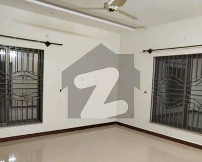 Buying A Upper Portion In E-11 E-11? Buying A Upper Portion In E-11 E-11?