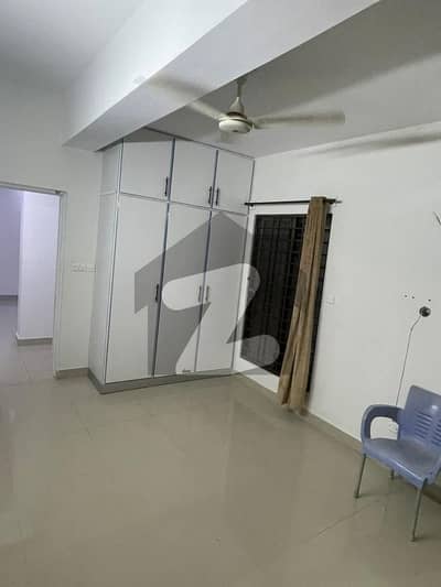 Spacious 3-Bedroom Apartment For Rent