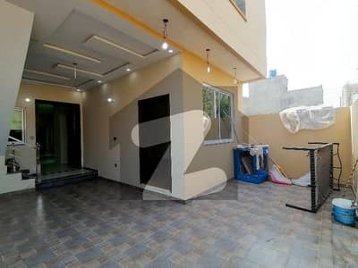 آڈٹ اینڈ اکاؤنٹس فیز 1 آڈٹ اینڈ اکاؤنٹس ہاؤسنگ سوسائٹی,لاہور میں 5 کمروں کا 8 مرلہ مکان 2.5 کروڑ میں برائے فروخت۔ آڈٹ اینڈ اکاؤنٹس فیز 1 آڈٹ اینڈ اکاؤنٹس ہاؤسنگ سوسائٹی,لاہور میں 5 کمروں کا 8 مرلہ مکان 2.5 کروڑ میں برائے فروخت۔