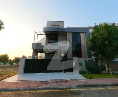 بحریہ آرچرڈ فیز 1 ۔ سدرن بحریہ آرچرڈ فیز 1,بحریہ آرچرڈ,لاہور میں 6 کمروں کا 10 مرلہ مکان 3.55 کروڑ میں برائے فروخت۔ بحریہ آرچرڈ فیز 1 ۔ سدرن بحریہ آرچرڈ فیز 1,بحریہ آرچرڈ,لاہور میں 6 کمروں کا 10 مرلہ مکان 3.55 کروڑ میں برائے فروخت۔