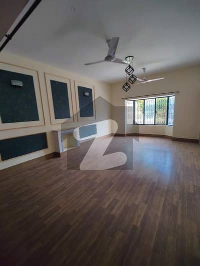 جی ۔ 9/1 جی ۔ 9,اسلام آباد میں 3 کمروں کا 12 مرلہ زیریں پورشن 1.5 لاکھ میں کرایہ پر دستیاب ہے۔