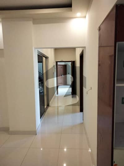 ڈی ایچ اے فیز 8 ڈی ایچ اے ڈیفینس,کراچی میں 3 کمروں کا 7 مرلہ فلیٹ 1.6 لاکھ میں کرایہ پر دستیاب ہے۔ ڈی ایچ اے فیز 8 ڈی ایچ اے ڈیفینس,کراچی میں 3 کمروں کا 7 مرلہ فلیٹ 1.6 لاکھ میں کرایہ پر دستیاب ہے۔