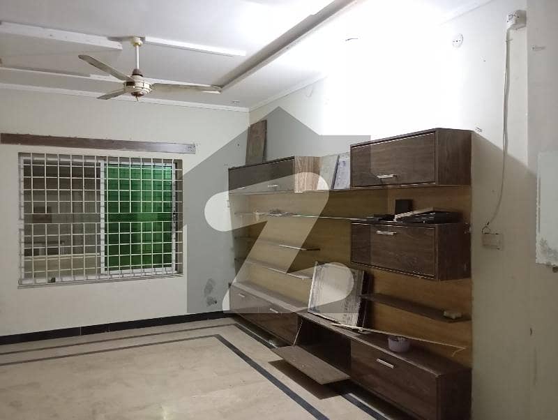 سوان گارڈن اسلام آباد میں 3 کمروں کا 10 مرلہ زیریں پورشن 45.0 ہزار میں کرایہ پر دستیاب ہے۔ سوان گارڈن اسلام آباد میں 3 کمروں کا 10 مرلہ زیریں پورشن 45.0 ہزار میں کرایہ پر دستیاب ہے۔