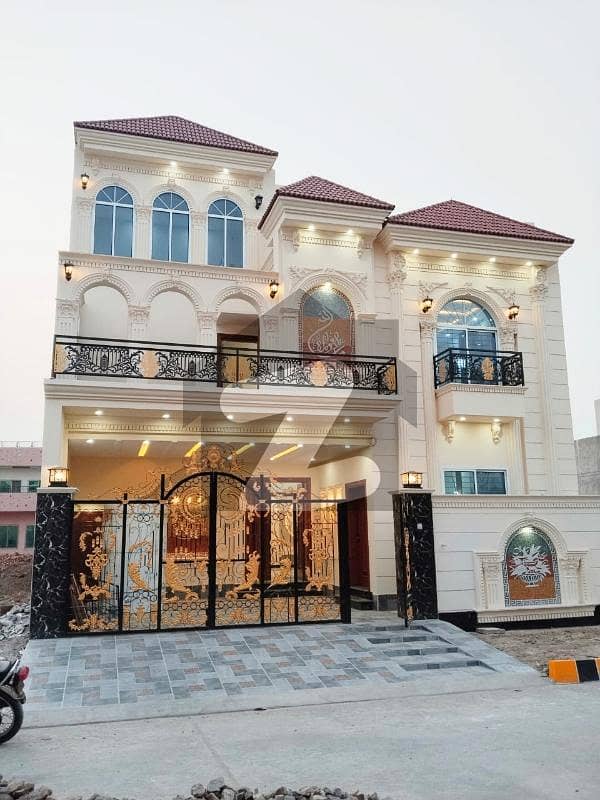 قرطبہ ٹاؤن سرگودھا میں 5 کمروں کا 7 مرلہ مکان 3.7 کروڑ میں برائے فروخت۔ قرطبہ ٹاؤن سرگودھا میں 5 کمروں کا 7 مرلہ مکان 3.7 کروڑ میں برائے فروخت۔