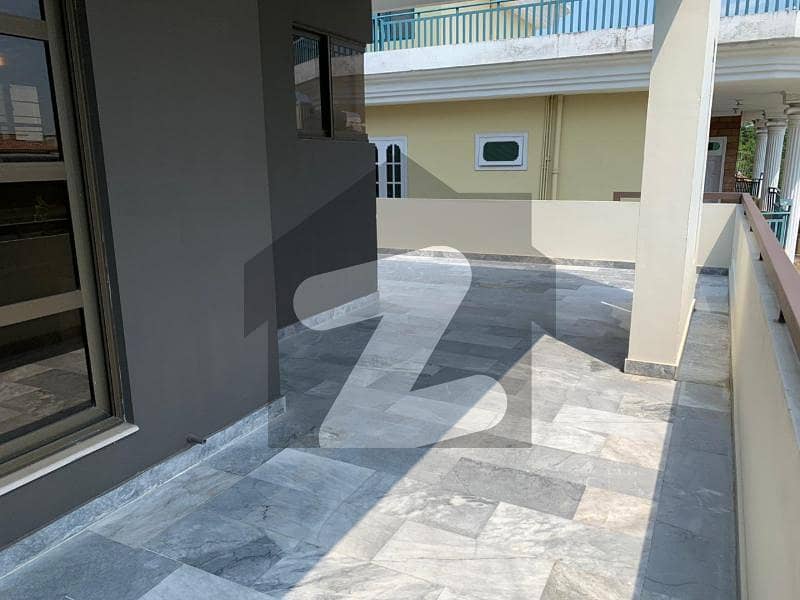 ایف ۔ 7 اسلام آباد میں 4 کمروں کا 1 کنال بالائی پورشن 5.0 لاکھ میں کرایہ پر دستیاب ہے۔ ایف ۔ 7 اسلام آباد میں 4 کمروں کا 1 کنال بالائی پورشن 5.0 لاکھ میں کرایہ پر دستیاب ہے۔