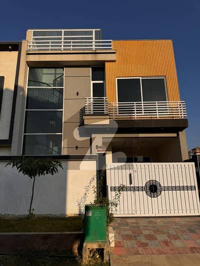 FAISL MARGALLA CITY ISLAMABAD BRAND NEW HOUSE FOR SALE FAISL MARGALLA CITY ISLAMABAD BRAND NEW HOUSE FOR SALE