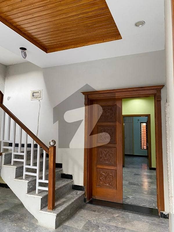 پشاور روڈ راولپنڈی میں 2 کمروں کا 5 مرلہ بالائی پورشن 42.0 ہزار میں کرایہ پر دستیاب ہے۔ پشاور روڈ راولپنڈی میں 2 کمروں کا 5 مرلہ بالائی پورشن 42.0 ہزار میں کرایہ پر دستیاب ہے۔