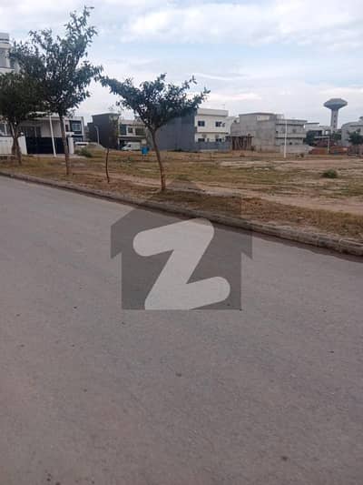 گلبرگ ریزیڈنشیا - بلاک جے گلبرگ ریزیڈنشیا,گلبرگ,اسلام آباد میں 1 کنال رہائشی پلاٹ 2.72 کروڑ میں برائے فروخت۔ گلبرگ ریزیڈنشیا - بلاک جے گلبرگ ریزیڈنشیا,گلبرگ,اسلام آباد میں 1 کنال رہائشی پلاٹ 2.72 کروڑ میں برائے فروخت۔