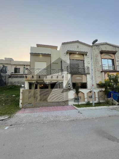 بحریہ ٹاؤن فیز 8 ۔ عثمان بلاک بحریہ ٹاؤن فیز 8 ۔ سفاری ویلی,بحریہ ٹاؤن فیز 8,بحریہ ٹاؤن راولپنڈی,راولپنڈی میں 5 کمروں کا 7 مرلہ مکان 2.55 کروڑ میں برائے فروخت۔ بحریہ ٹاؤن فیز 8 ۔ عثمان بلاک بحریہ ٹاؤن فیز 8 ۔ سفاری ویلی,بحریہ ٹاؤن فیز 8,بحریہ ٹاؤن راولپنڈی,راولپنڈی میں 5 کمروں کا 7 مرلہ مکان 2.55 کروڑ میں برائے فروخت۔