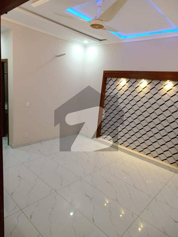 Size 35x70 Full House For Rent In G-13 Size 35x70 Full House For Rent In G-13