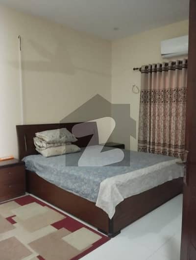 پی ای سی ایچ ایس بلاک 6 پی ای سی ایچ ایس,جمشید ٹاؤن,کراچی میں 5 کمروں کا 8 مرلہ مکان 7.5 کروڑ میں برائے فروخت۔