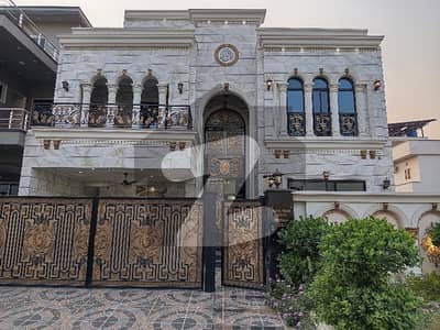 ڈی سی کالونی - مہران بلاک ڈی سی کالونی,گوجرانوالہ میں 5 کمروں کا 10 مرلہ مکان 1.5 لاکھ میں کرایہ پر دستیاب ہے۔ ڈی سی کالونی - مہران بلاک ڈی سی کالونی,گوجرانوالہ میں 5 کمروں کا 10 مرلہ مکان 1.5 لاکھ میں کرایہ پر دستیاب ہے۔