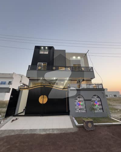 نیو سٹی فیز 2 نیو سٹی,واہ میں 3 کمروں کا 5 مرلہ مکان 1.25 کروڑ میں برائے فروخت۔