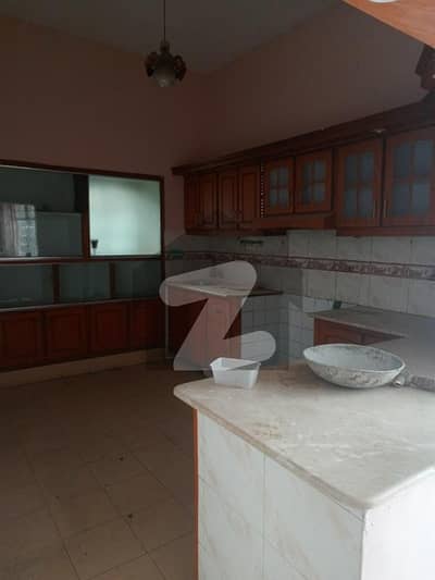 نارتھ ناظم آباد ۔ بلاک این نارتھ ناظم آباد,کراچی میں 3 کمروں کا 18 مرلہ زیریں پورشن 1.2 لاکھ میں کرایہ پر دستیاب ہے۔ نارتھ ناظم آباد ۔ بلاک این نارتھ ناظم آباد,کراچی میں 3 کمروں کا 18 مرلہ زیریں پورشن 1.2 لاکھ میں کرایہ پر دستیاب ہے۔