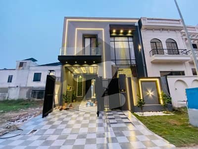 سٹی ہاؤسنگ سوسائٹی گوجرانوالہ میں 4 کمروں کا 5 مرلہ مکان 2.1 کروڑ میں برائے فروخت۔ سٹی ہاؤسنگ سوسائٹی گوجرانوالہ میں 4 کمروں کا 5 مرلہ مکان 2.1 کروڑ میں برائے فروخت۔