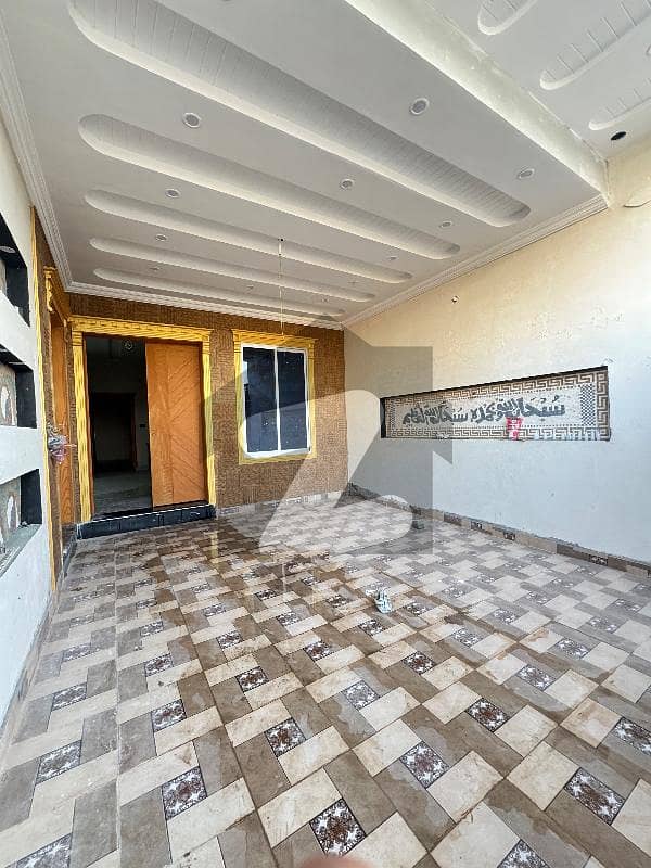 شاہین ولاز شیخوپورہ میں 5 کمروں کا 7 مرلہ مکان 2.1 کروڑ میں برائے فروخت۔ شاہین ولاز شیخوپورہ میں 5 کمروں کا 7 مرلہ مکان 2.1 کروڑ میں برائے فروخت۔