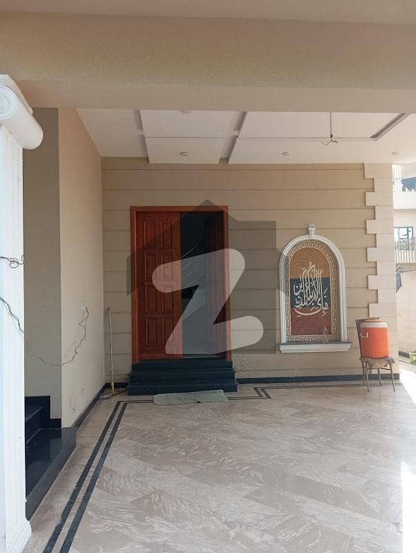 ویلینشیاء ہاؤسنگ سوسائٹی لاہور میں 3 کمروں کا 5 مرلہ مکان 75.0 ہزار میں کرایہ پر دستیاب ہے۔